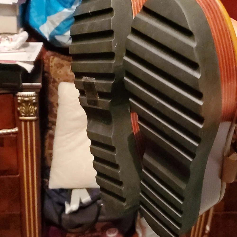 Mk sandals in size  7 new neve been used. - Picture 2 of 4